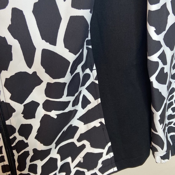 ALIA Abstract Print Lightweight Spring Jacket - Picture 8 of 13